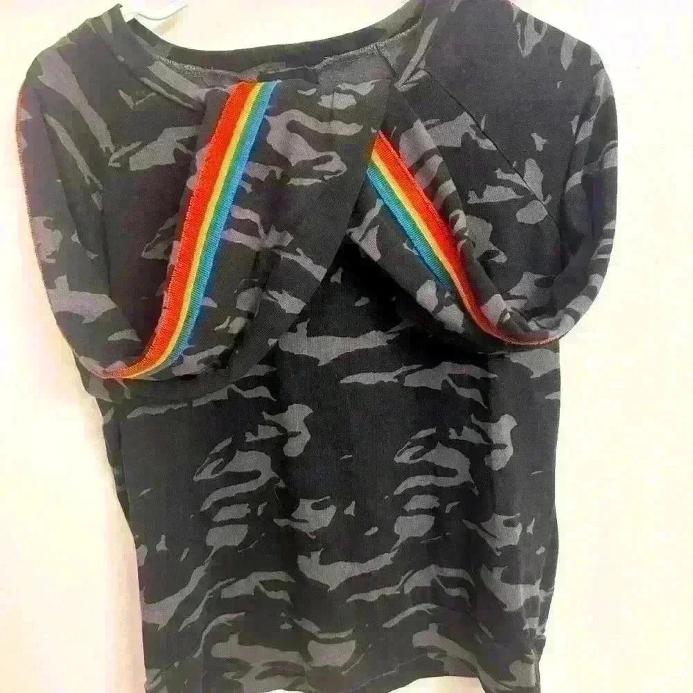 Monrow woman's medium camo crew with rainbow distressed sleeve